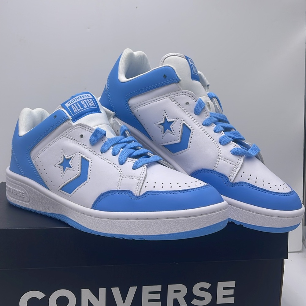 Converse Men’s White and Blue Sneakers A12867C
WEAPON OX
WHITE/LT BLUE/WHITE - Picture 4 of 16